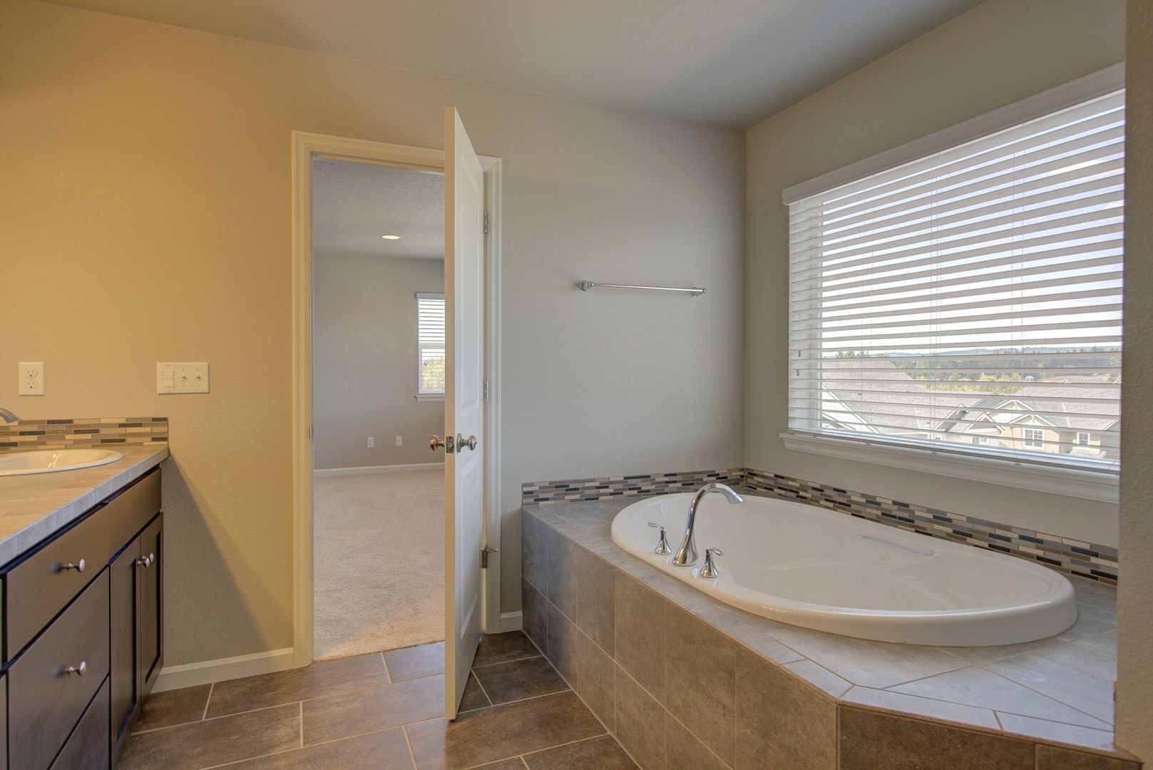 17045 NW Antonio Street - Portland - Oregon - 6 bed, 3.5 bath rental property