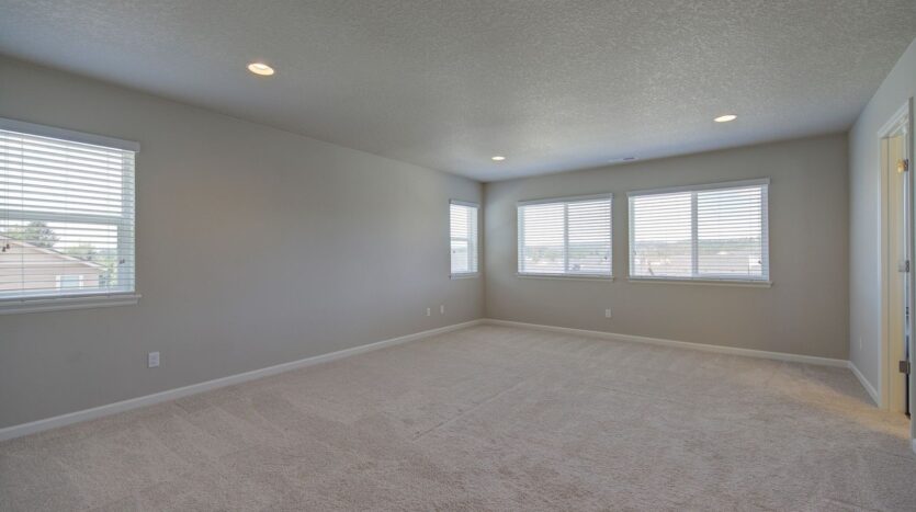 17045 NW Antonio Street - Portland - Oregon - 6 bed, 3.5 bath rental property