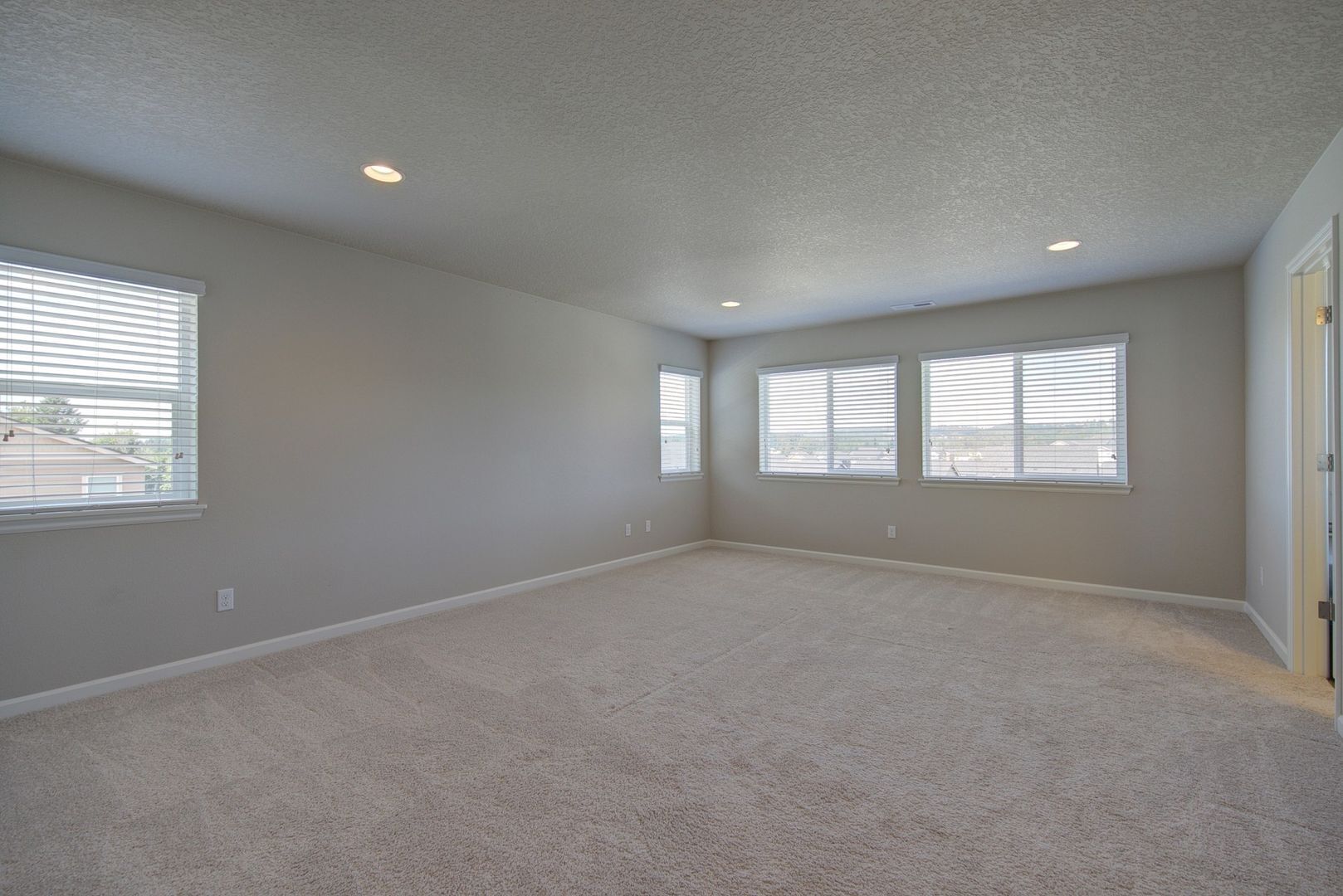 17045 NW Antonio Street - Portland - Oregon - 6 bed, 3.5 bath rental property