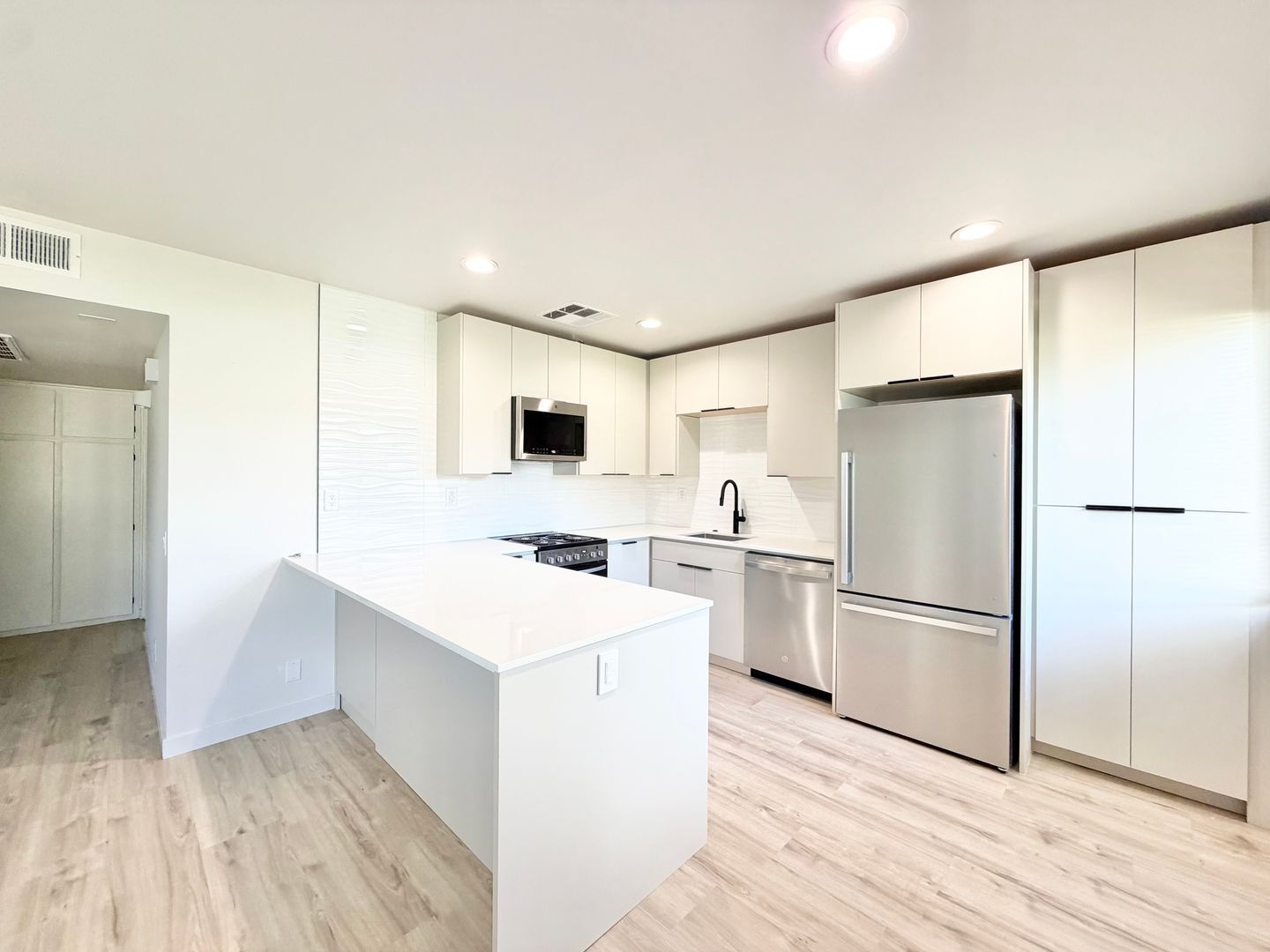 1745 E. Arenas Road - 7 - Palm Springs - California - 2 bed, 2 bath rental property