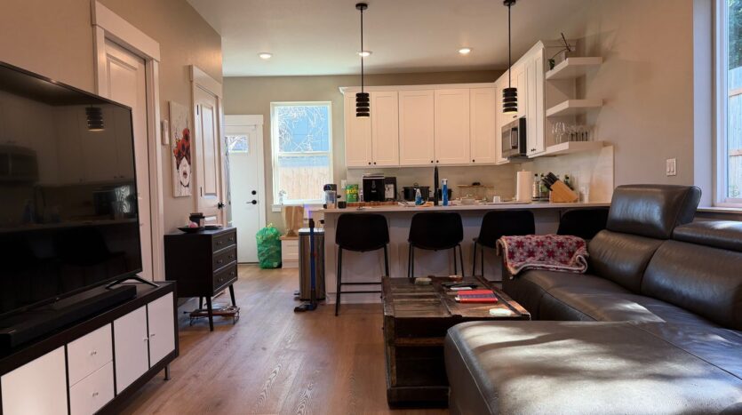 22035 SE Ash St. - Gresham - Oregon - 3 bed, 2.5 bath rental property