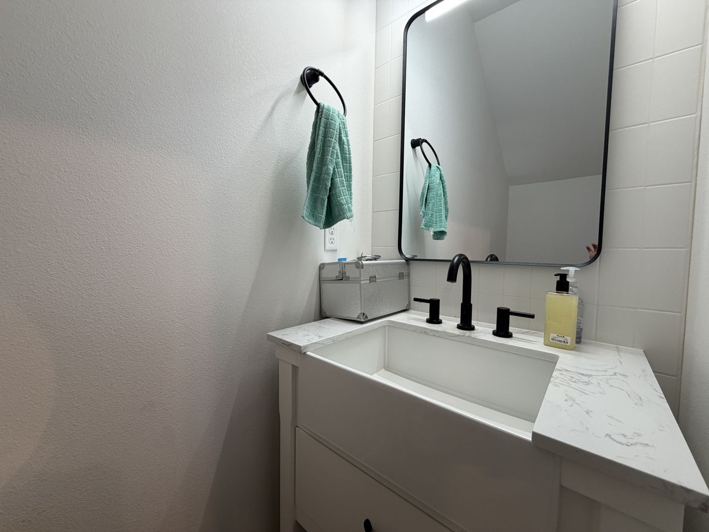 22035 SE Ash St. - Gresham - Oregon - 3 bed, 2.5 bath rental property
