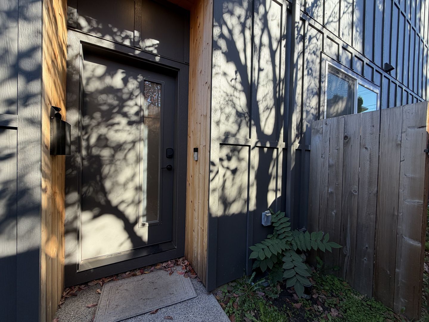 22035 SE Ash St. - Gresham - Oregon - 3 bed, 2.5 bath rental property