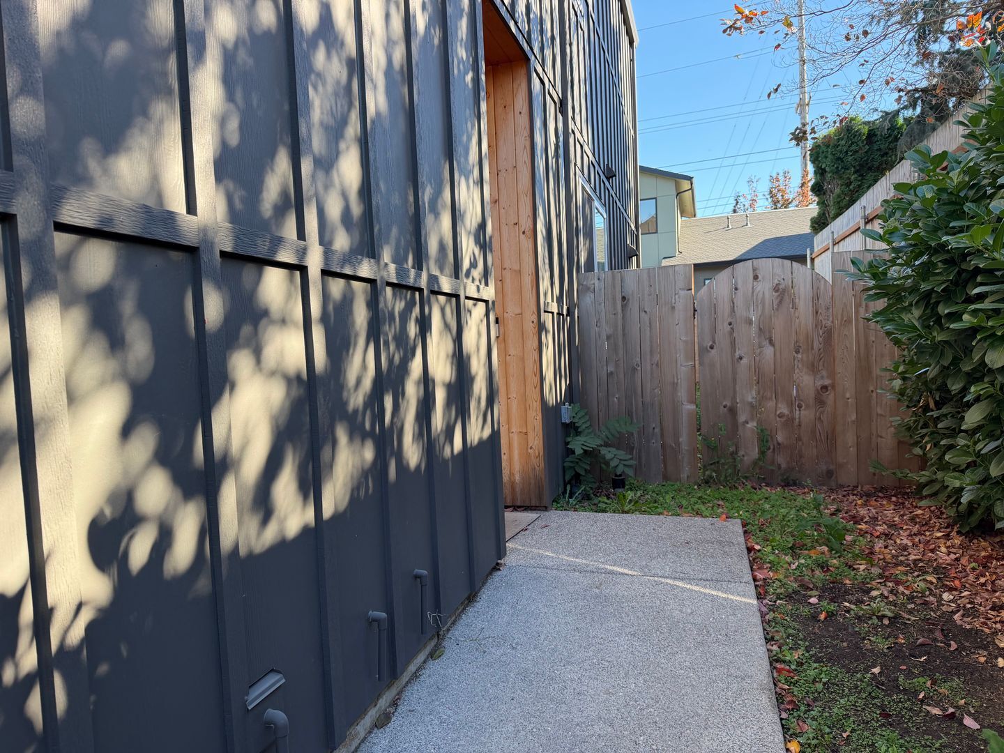 22035 SE Ash St. - Gresham - Oregon - 3 bed, 2.5 bath rental property