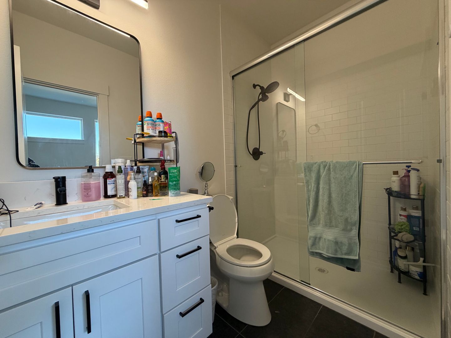 22035 SE Ash St. - Gresham - Oregon - 3 bed, 2.5 bath rental property