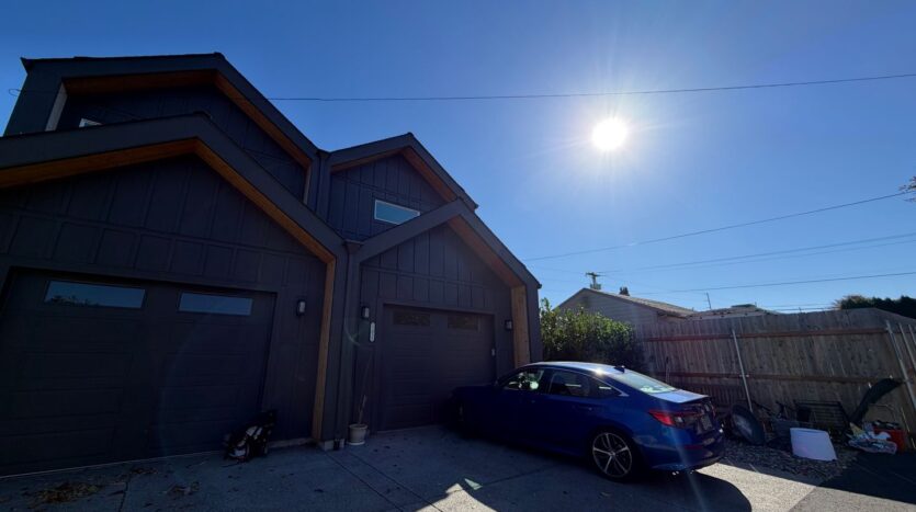 22035 SE Ash St. - Gresham - Oregon - 3 bed, 2.5 bath rental property