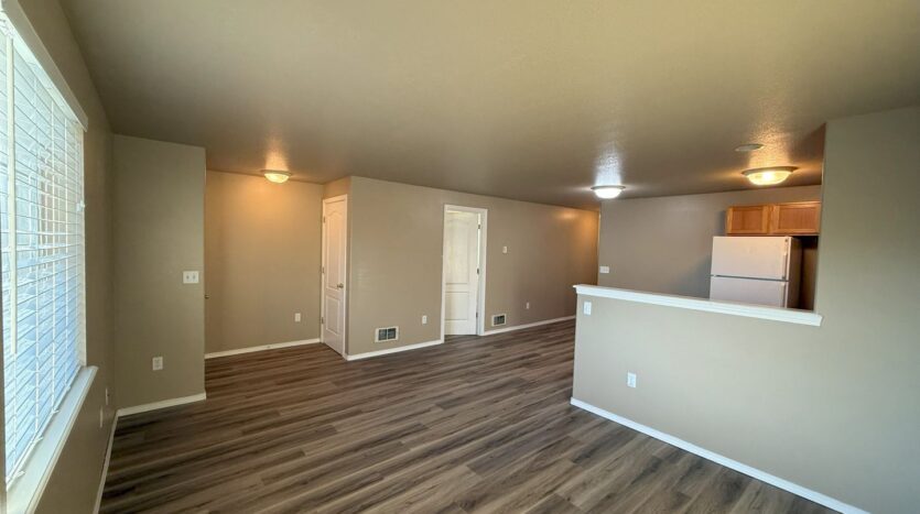 2561 NW Cedar Ave - 4 - Redmond - Oregon - 2 bed, 2.5 bath rental property