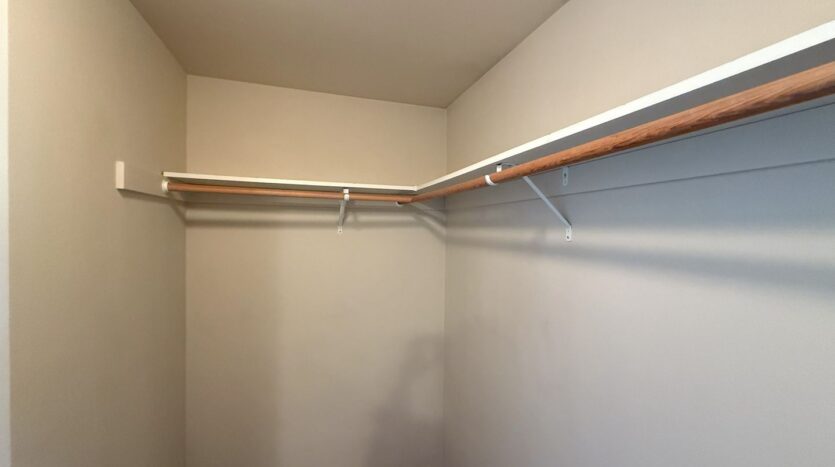 2561 NW Cedar Ave - 4 - Redmond - Oregon - 2 bed, 2.5 bath rental property