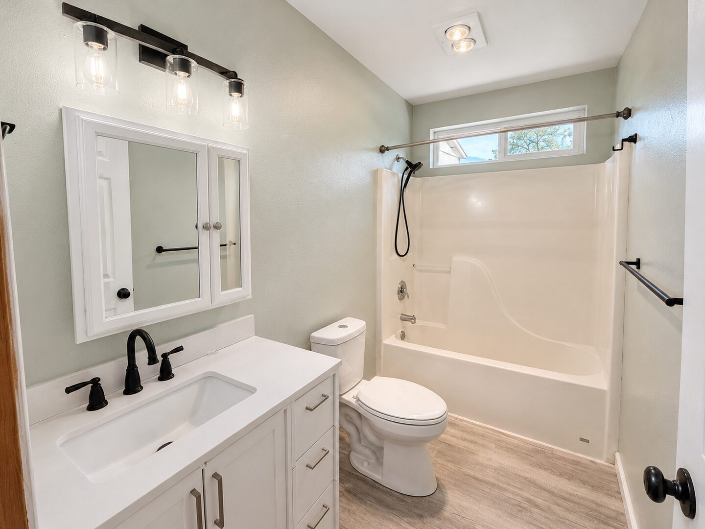 2747 NE North Pilot Butte Drive - Bend - Oregon - 3 bed, 2 bath rental property