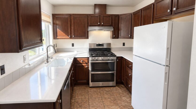 2747 NE North Pilot Butte Drive - Bend - Oregon - 3 bed, 2 bath rental property