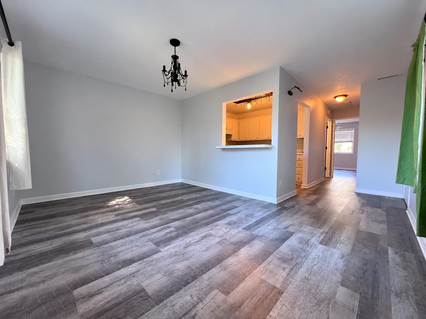 390 N Hayden Island Dr. - Portland - Oregon - 1 bed, 1 bath rental property