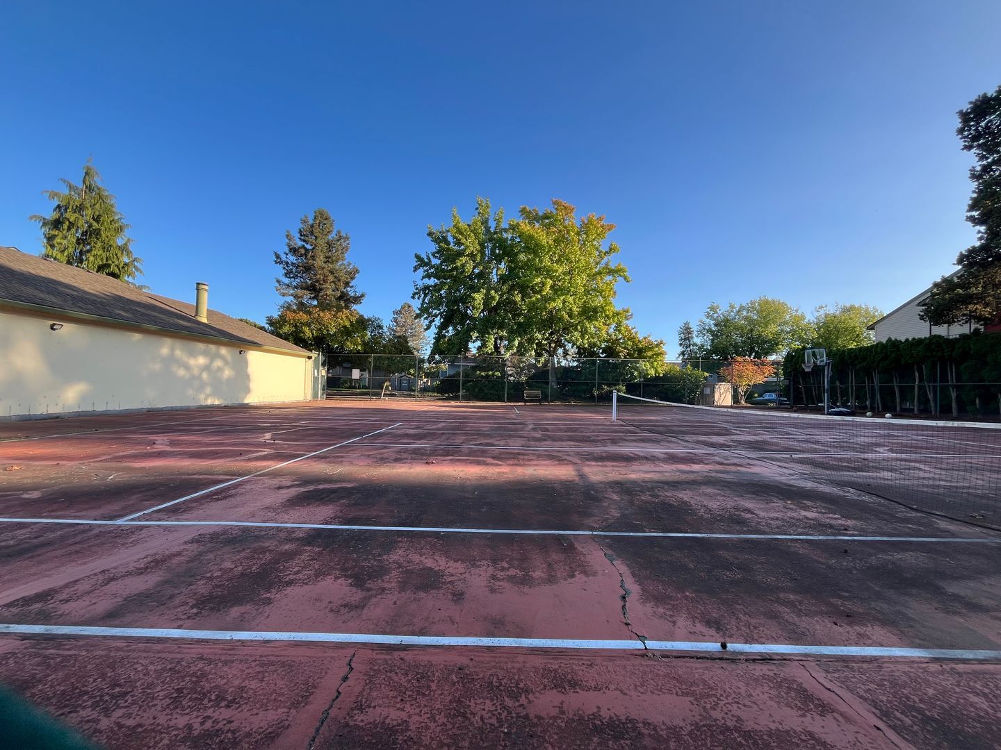 390 N Hayden Island Dr. - Portland - Oregon - 1 bed, 1 bath rental property