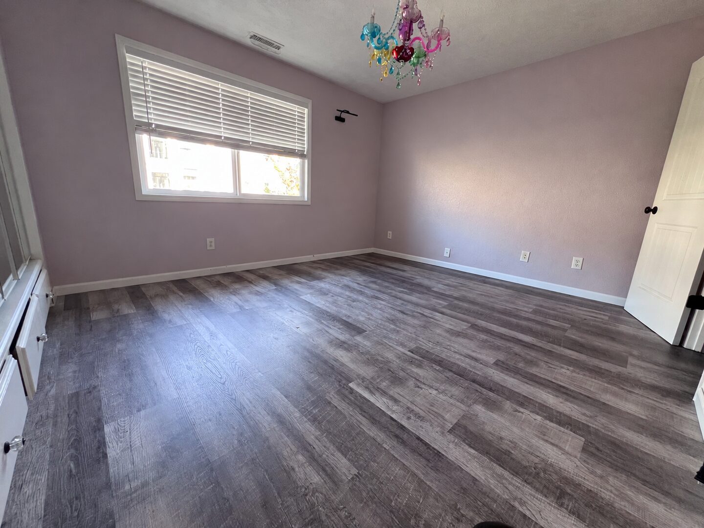 390 N Hayden Island Dr. - Portland - Oregon - 1 bed, 1 bath rental property