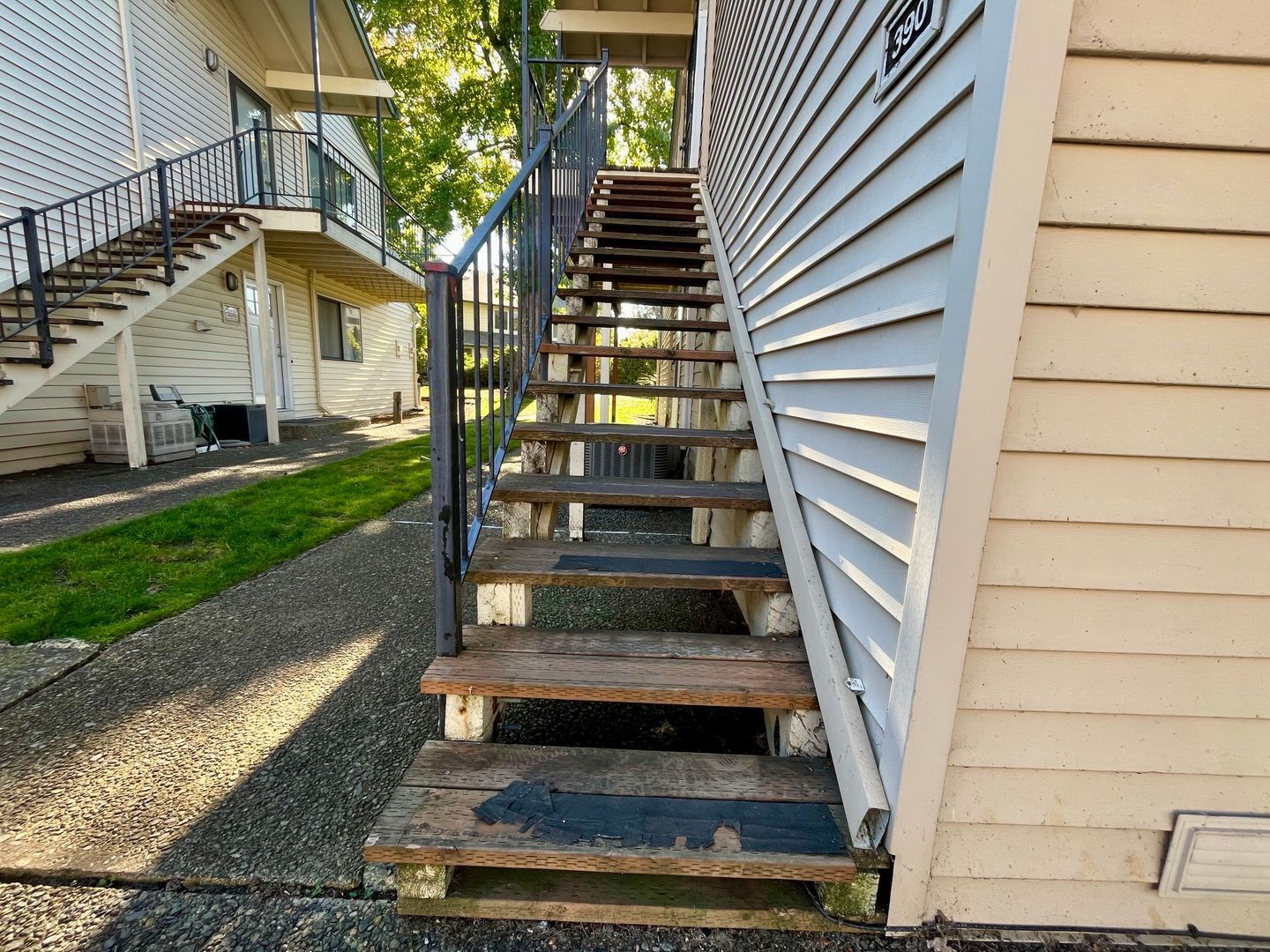 390 N Hayden Island Dr. - Portland - Oregon - 1 bed, 1 bath rental property