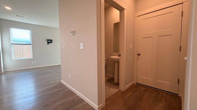 4014 SW Quartz Ave - Redmond - Oregon - 4 bed, 3.5 bath rental property