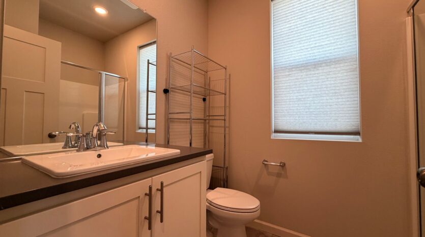 4014 SW Quartz Ave - Redmond - Oregon - 4 bed, 3.5 bath rental property