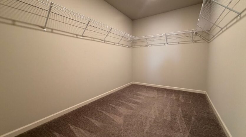 4014 SW Quartz Ave - Redmond - Oregon - 4 bed, 3.5 bath rental property