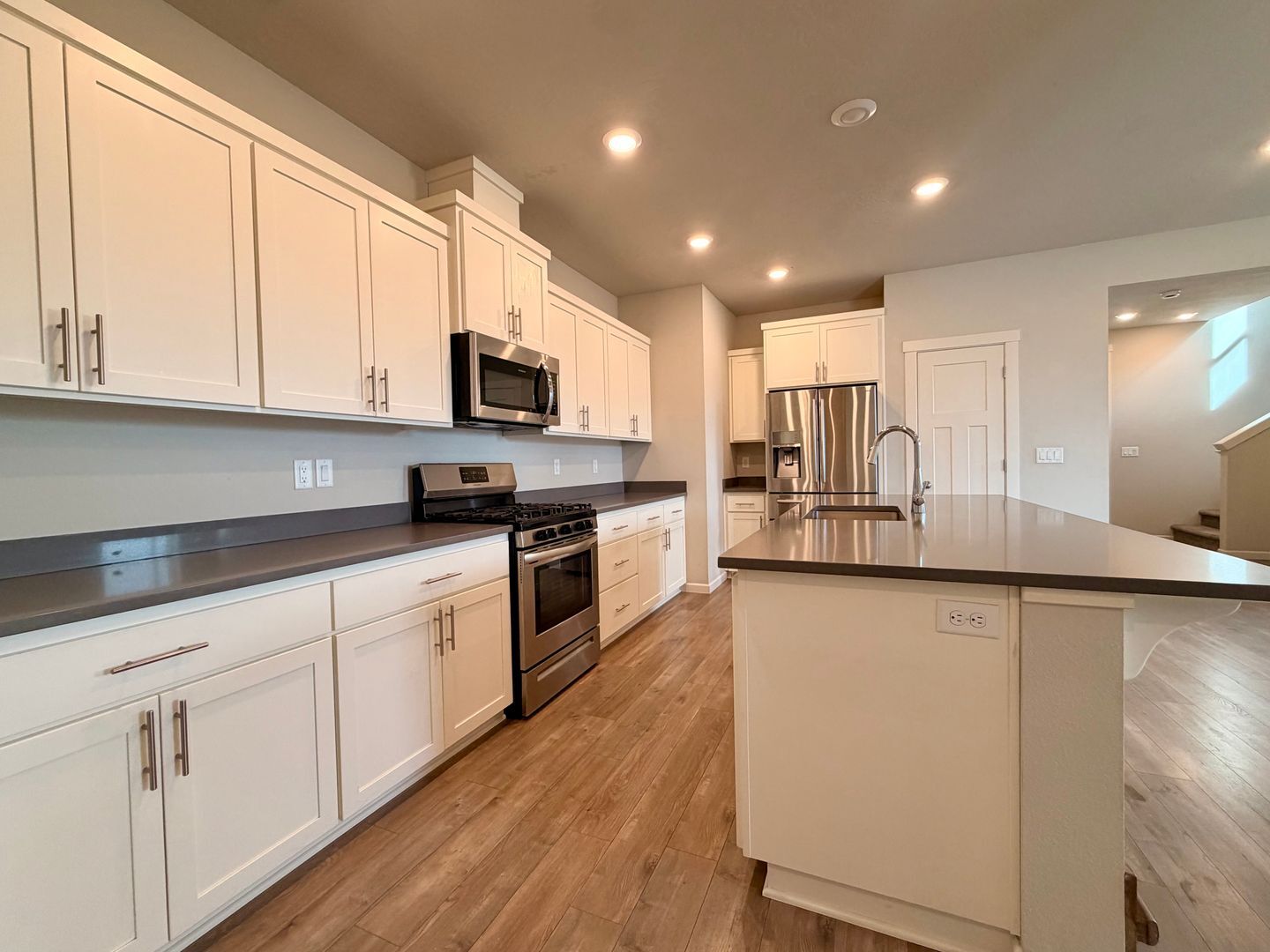 4014 SW Quartz Ave - Redmond - Oregon - 4 bed, 3.5 bath rental property