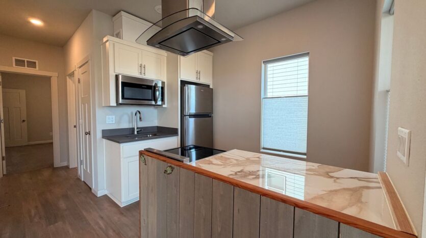4014 SW Quartz Ave - Redmond - Oregon - 4 bed, 3.5 bath rental property