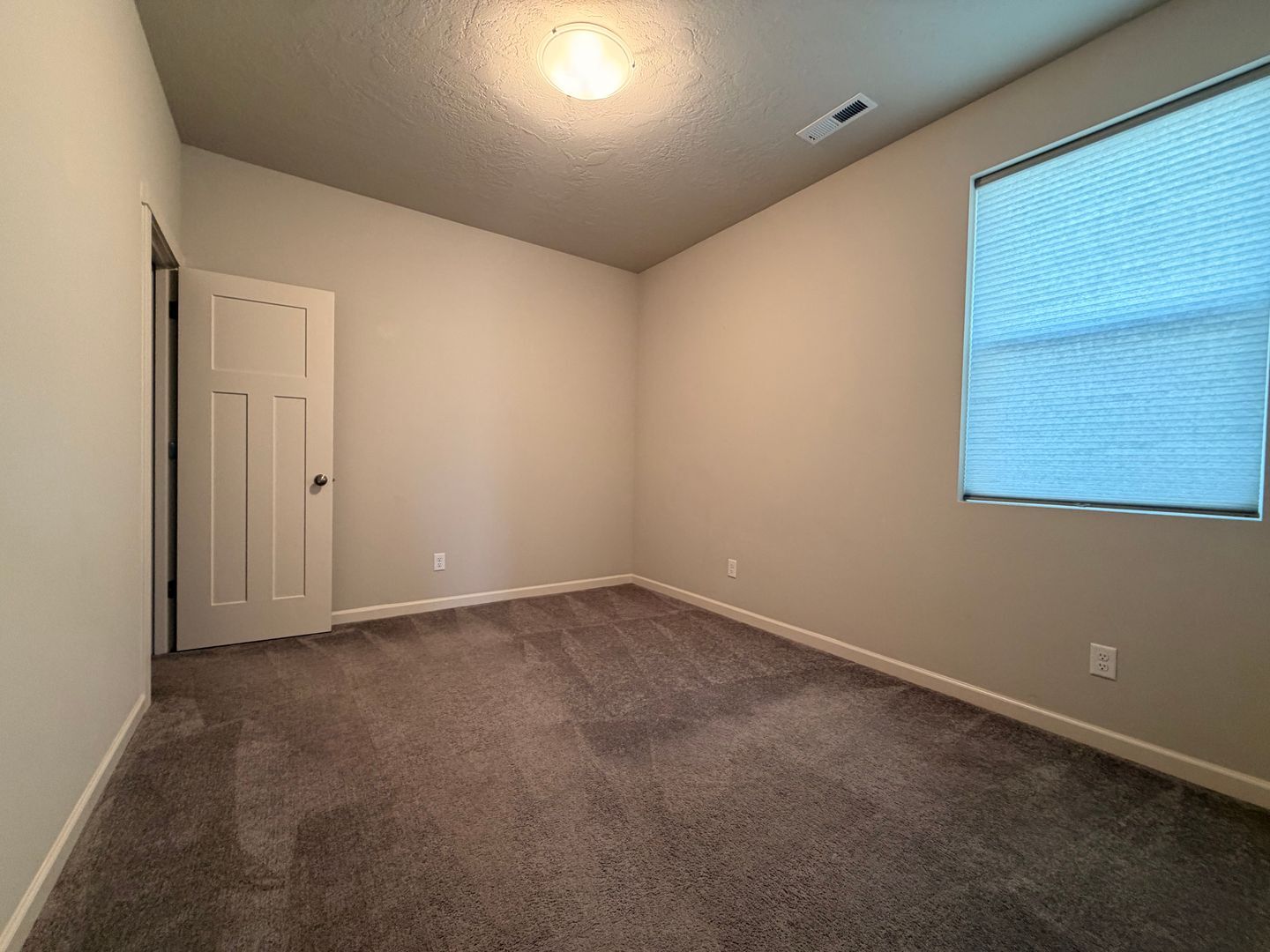 4014 SW Quartz Ave - Redmond - Oregon - 4 bed, 3.5 bath rental property