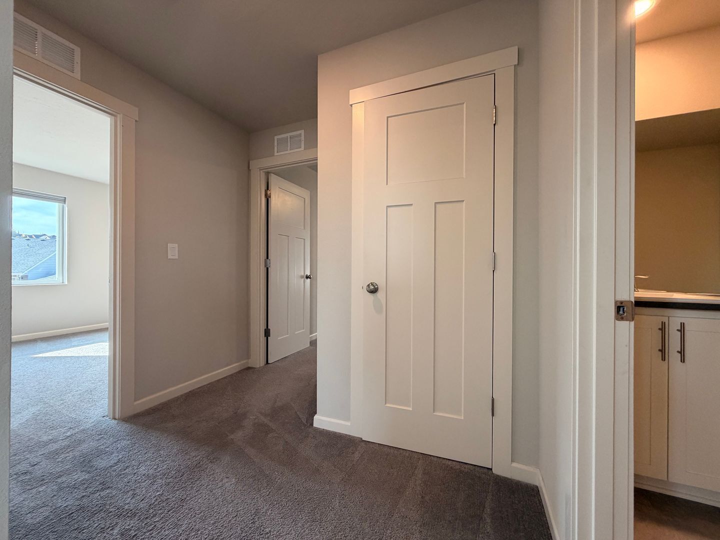 4014 SW Quartz Ave - Redmond - Oregon - 4 bed, 3.5 bath rental property