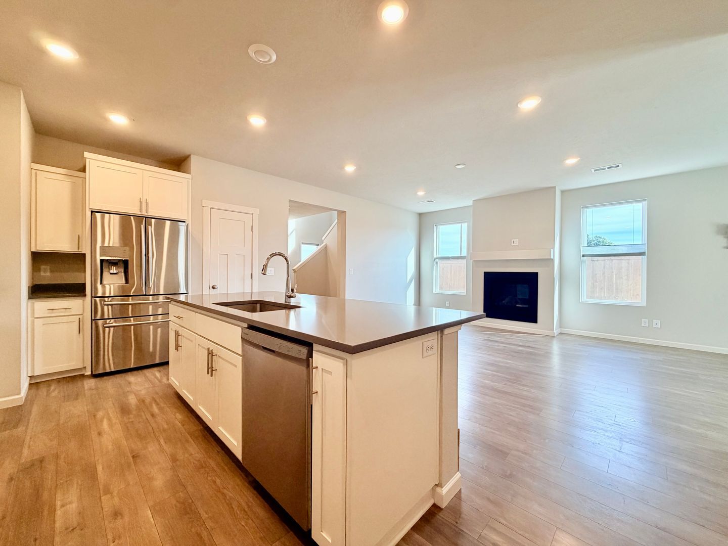 4014 SW Quartz Ave - Redmond - Oregon - 4 bed, 3.5 bath rental property