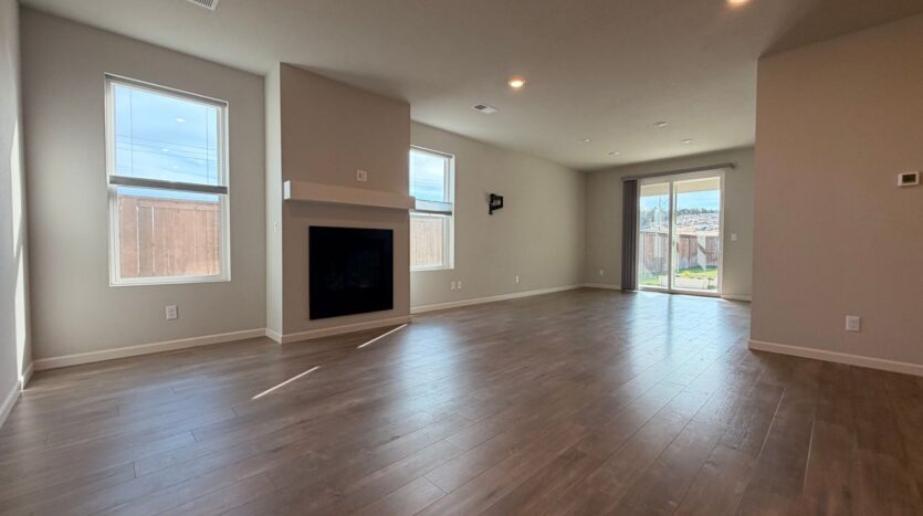 4014 SW Quartz Ave - Redmond - Oregon - 4 bed, 3.5 bath rental property