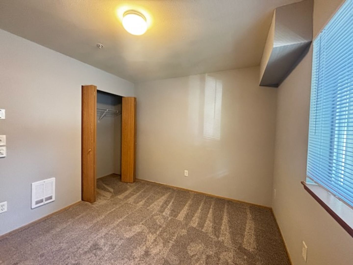 4018 Northwest Avenue - Bellingham - Washington - 2 bed, 2 bath rental property