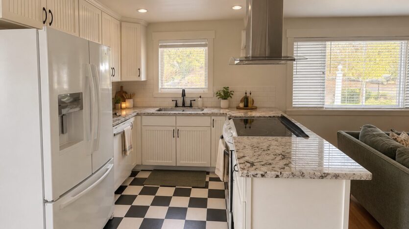 403 SE 4th Street - Bend - Oregon - 2 bed, 1 bath rental property