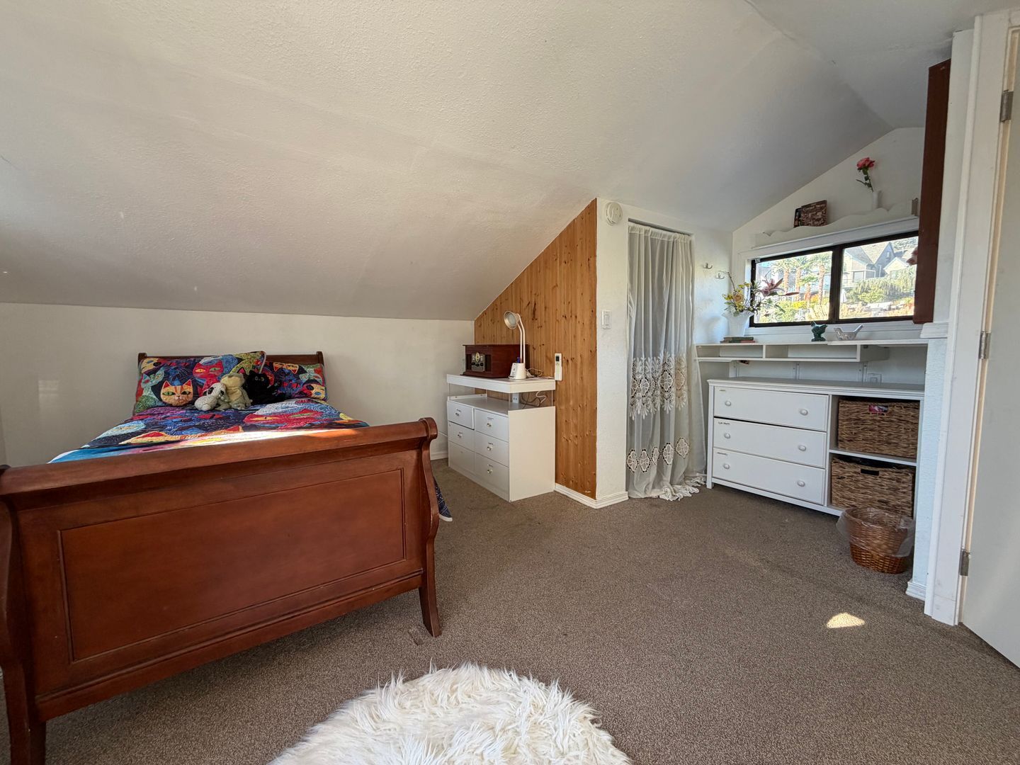 444 N Tomahawk Island Dr - Portland - Oregon - 2 bed, 1 bath rental property