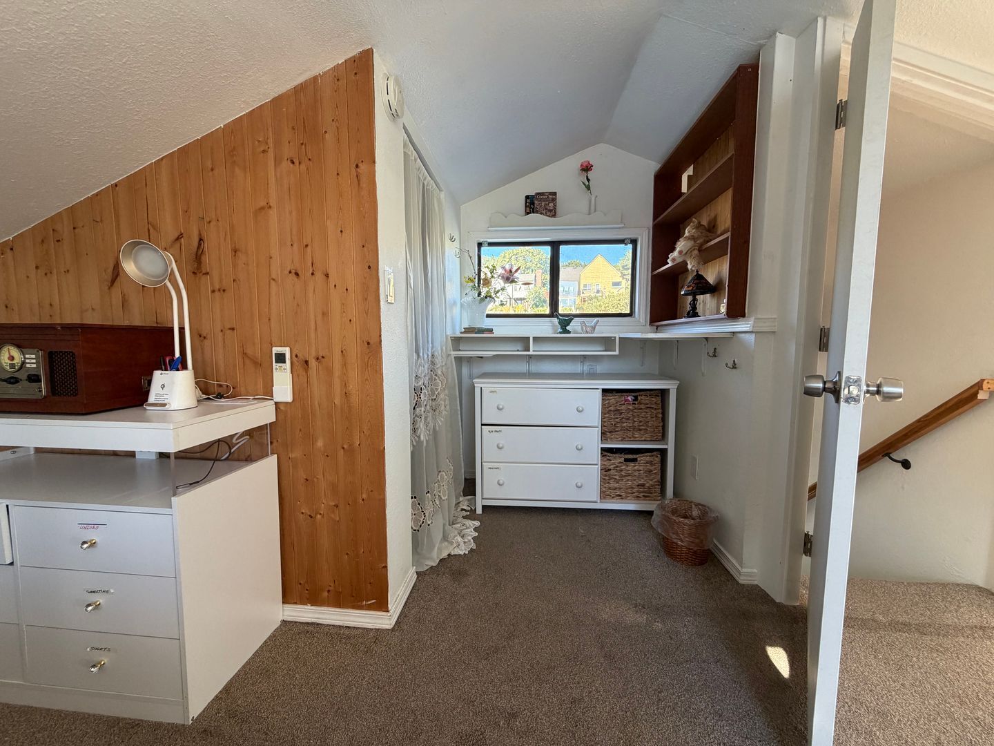 444 N Tomahawk Island Dr - Portland - Oregon - 2 bed, 1 bath rental property