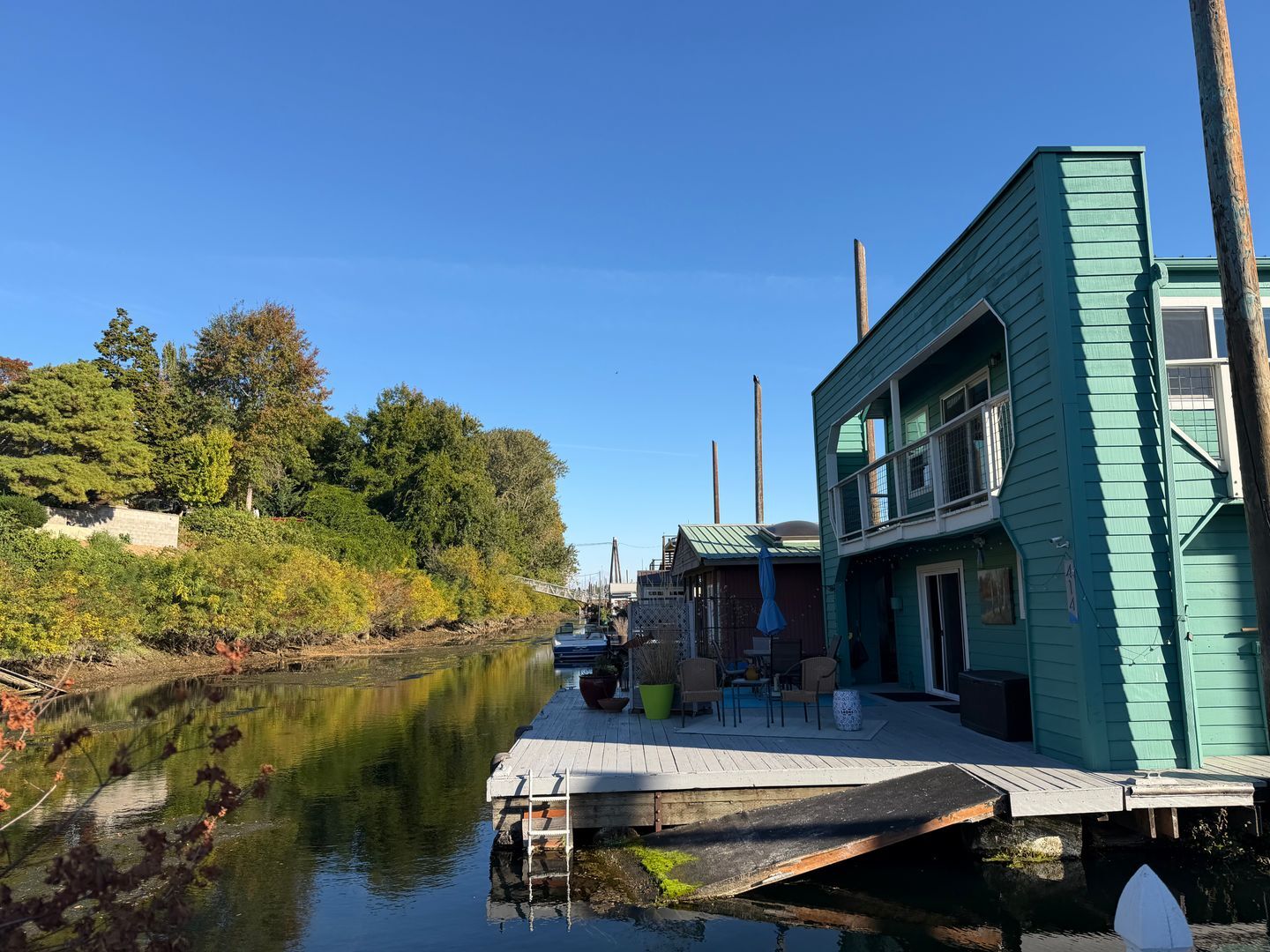 444 N Tomahawk Island Dr - Portland - Oregon - 2 bed, 1 bath rental property