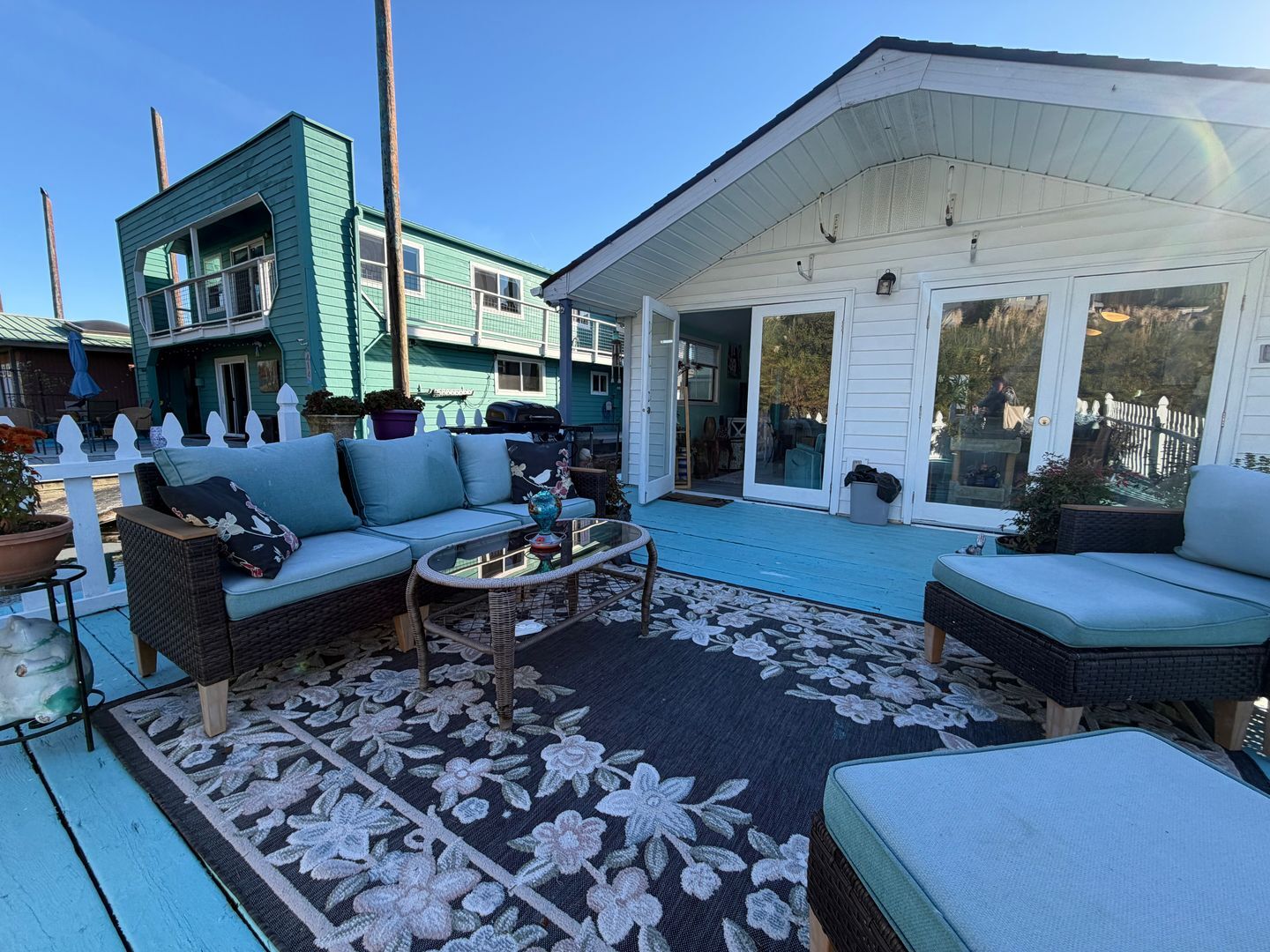 444 N Tomahawk Island Dr - Portland - Oregon - 2 bed, 1 bath rental property