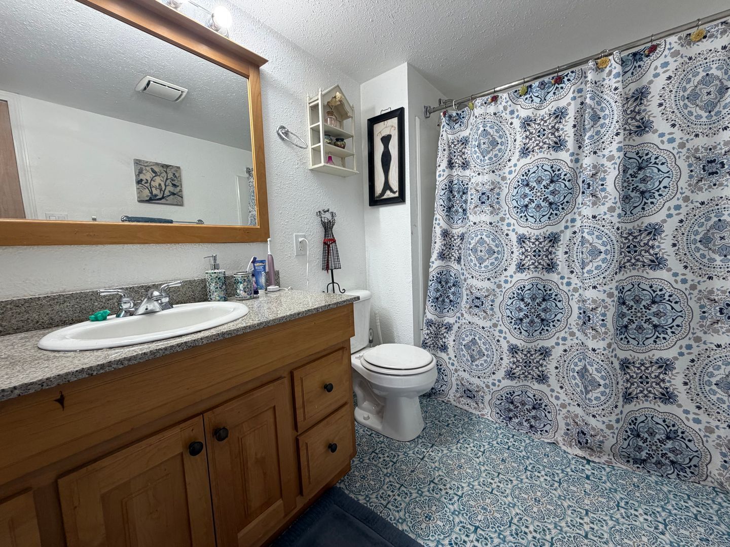 444 N Tomahawk Island Dr - Portland - Oregon - 2 bed, 1 bath rental property