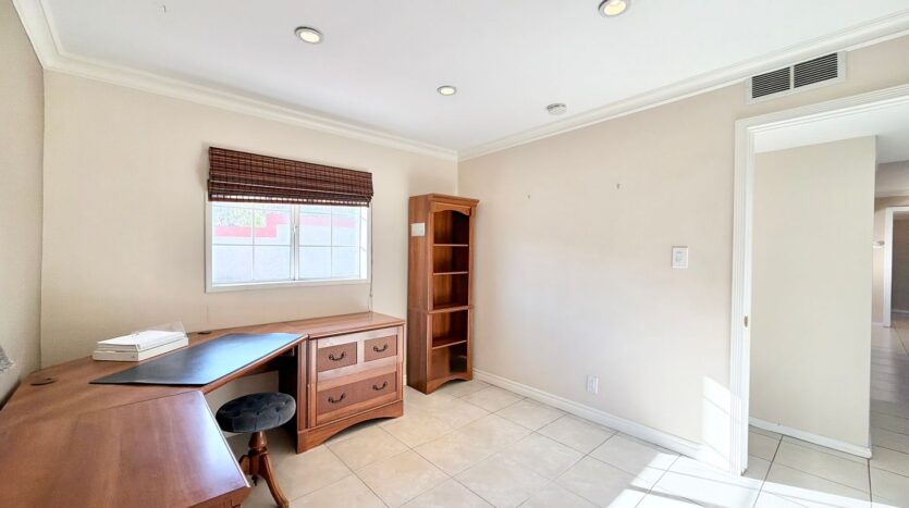 445 N Farrell Dr - Palm Springs - California - 4 bed, 2 bath rental property