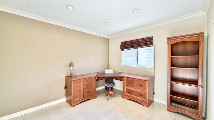 445 N Farrell Dr - Palm Springs - California - 4 bed, 2 bath rental property