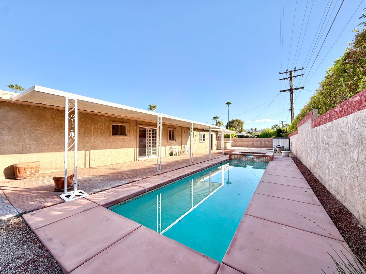445 N Farrell Dr - Palm Springs - California - 4 bed, 2 bath rental property