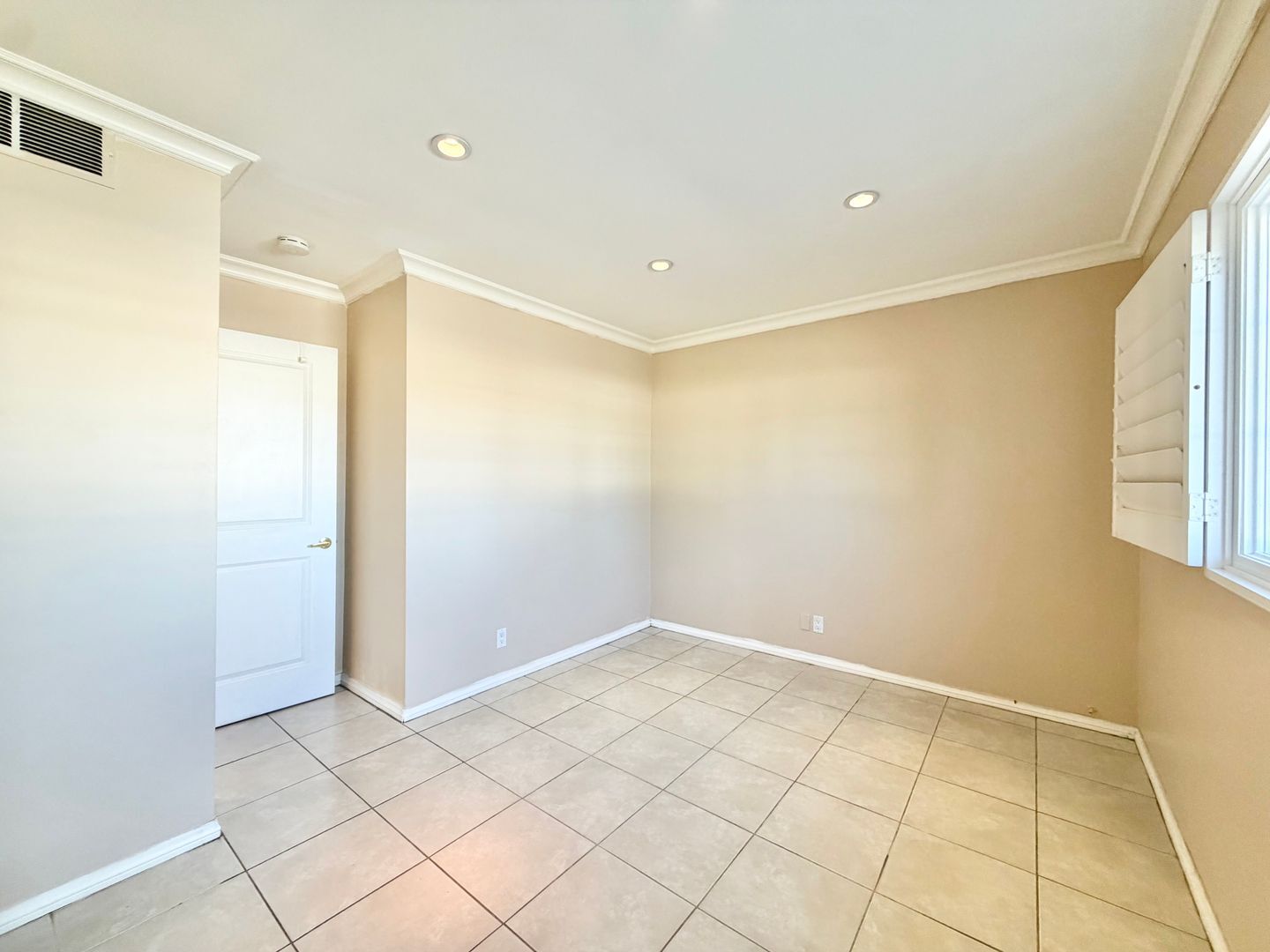 445 N Farrell Dr - Palm Springs - California - 4 bed, 2 bath rental property