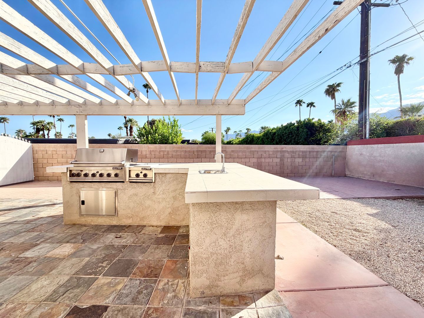 445 N Farrell Dr - Palm Springs - California - 4 bed, 2 bath rental property