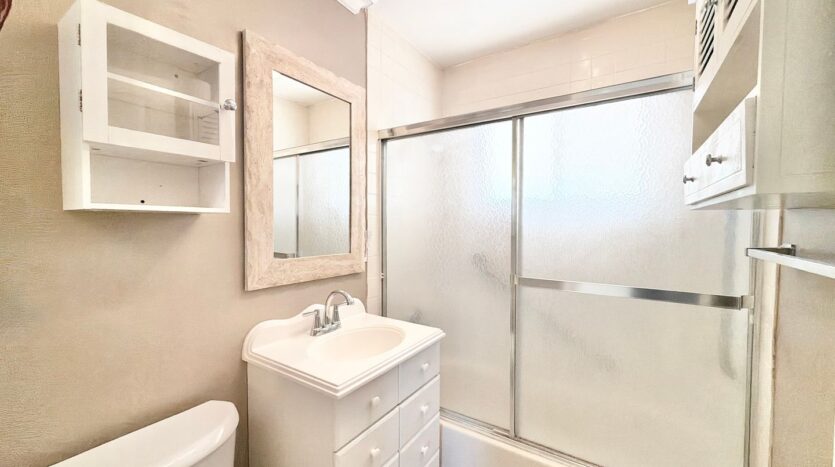 445 N Farrell Dr - Palm Springs - California - 4 bed, 2 bath rental property