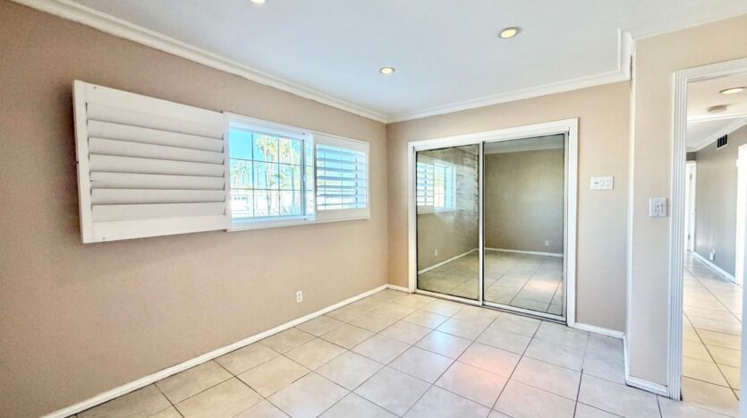 445 N Farrell Dr - Palm Springs - California - 4 bed, 2 bath rental property