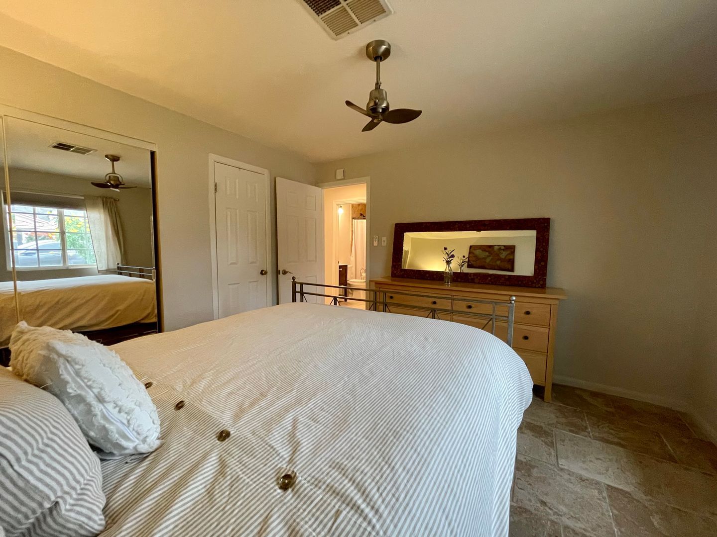 54074 Avenida Villa - La Quinta - California - 2 bed, 1 bath rental property
