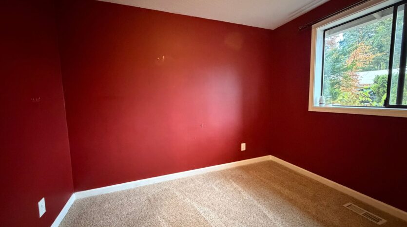 623 NE 172nd Ave. - Portland - Oregon - 3 bed, 1 bath rental property