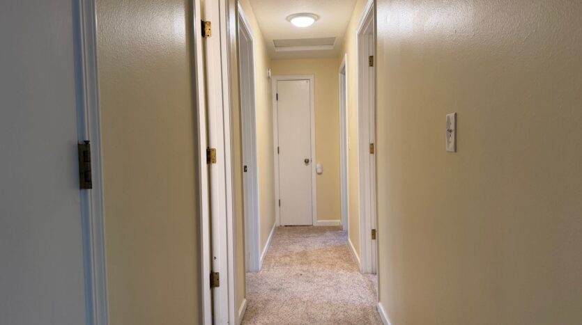 623 NE 172nd Ave. - Portland - Oregon - 3 bed, 1 bath rental property
