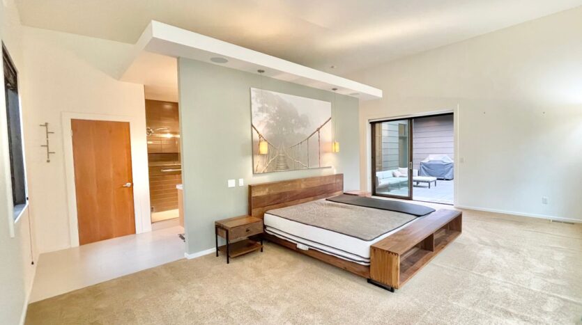 630 NW Silver Buckle Rd - Bend - Oregon - 4 bed, 3.5 bath rental property