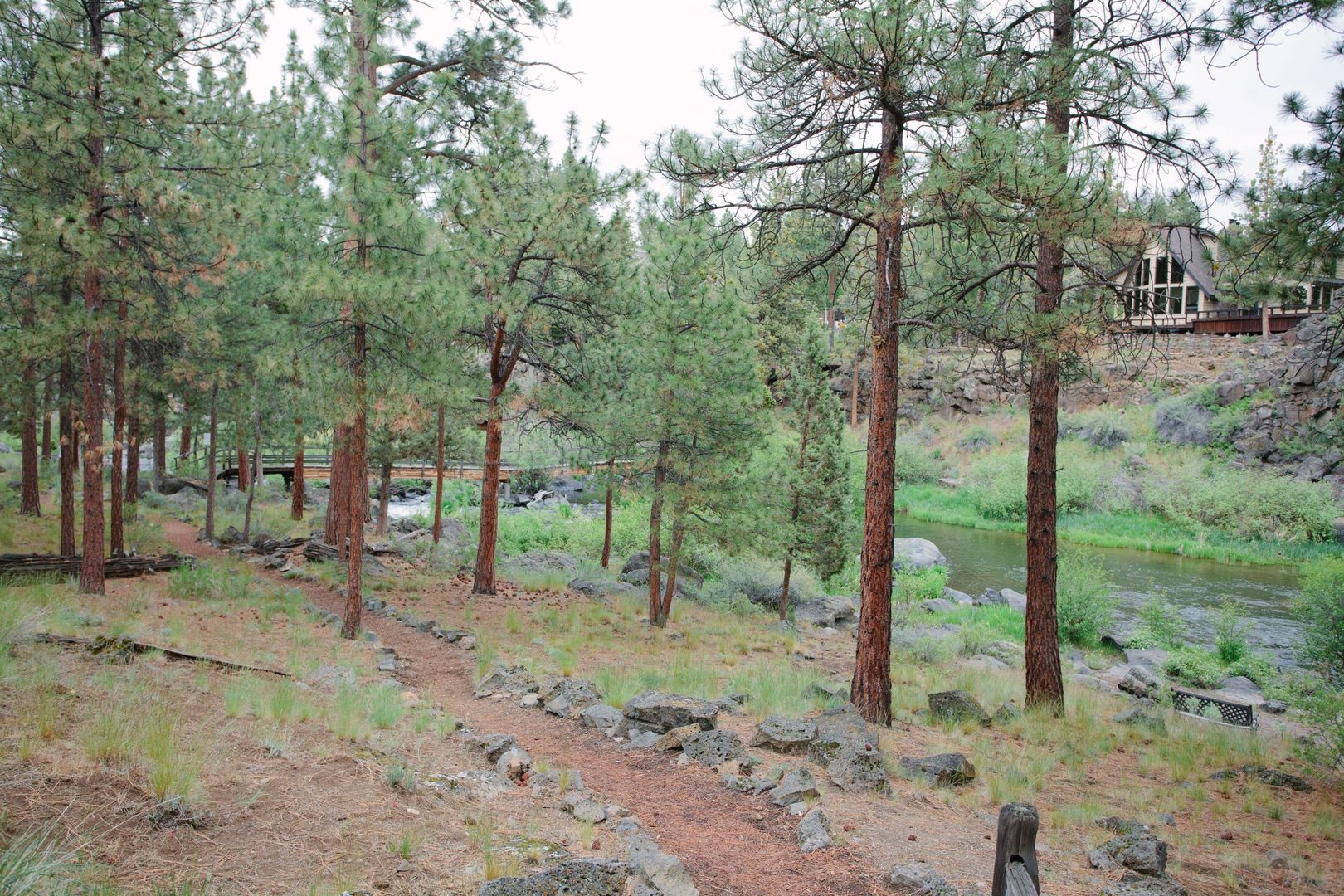 630 NW Silver Buckle Rd - Bend - Oregon - 4 bed, 3.5 bath rental property