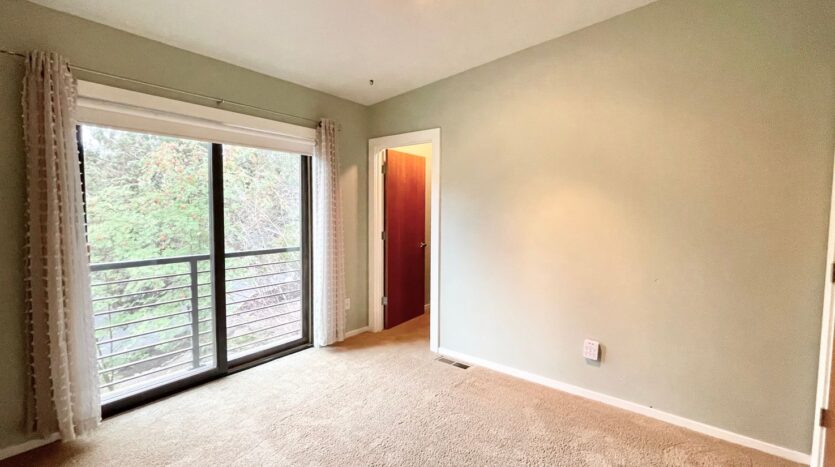 630 NW Silver Buckle Rd - Bend - Oregon - 4 bed, 3.5 bath rental property