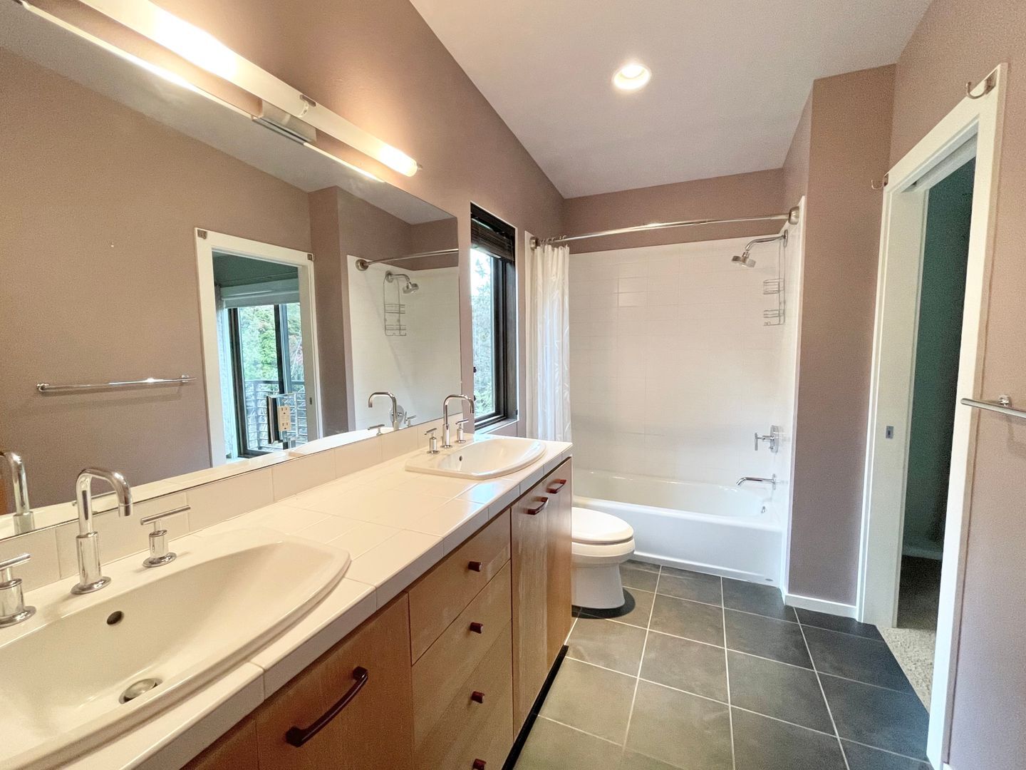 630 NW Silver Buckle Rd - Bend - Oregon - 4 bed, 3.5 bath rental property