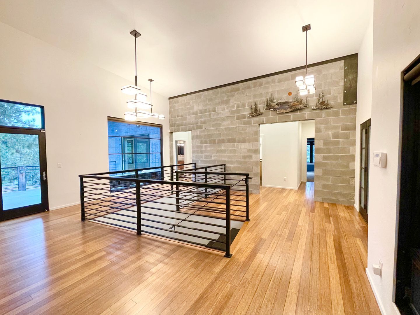 630 NW Silver Buckle Rd - Bend - Oregon - 4 bed, 3.5 bath rental property