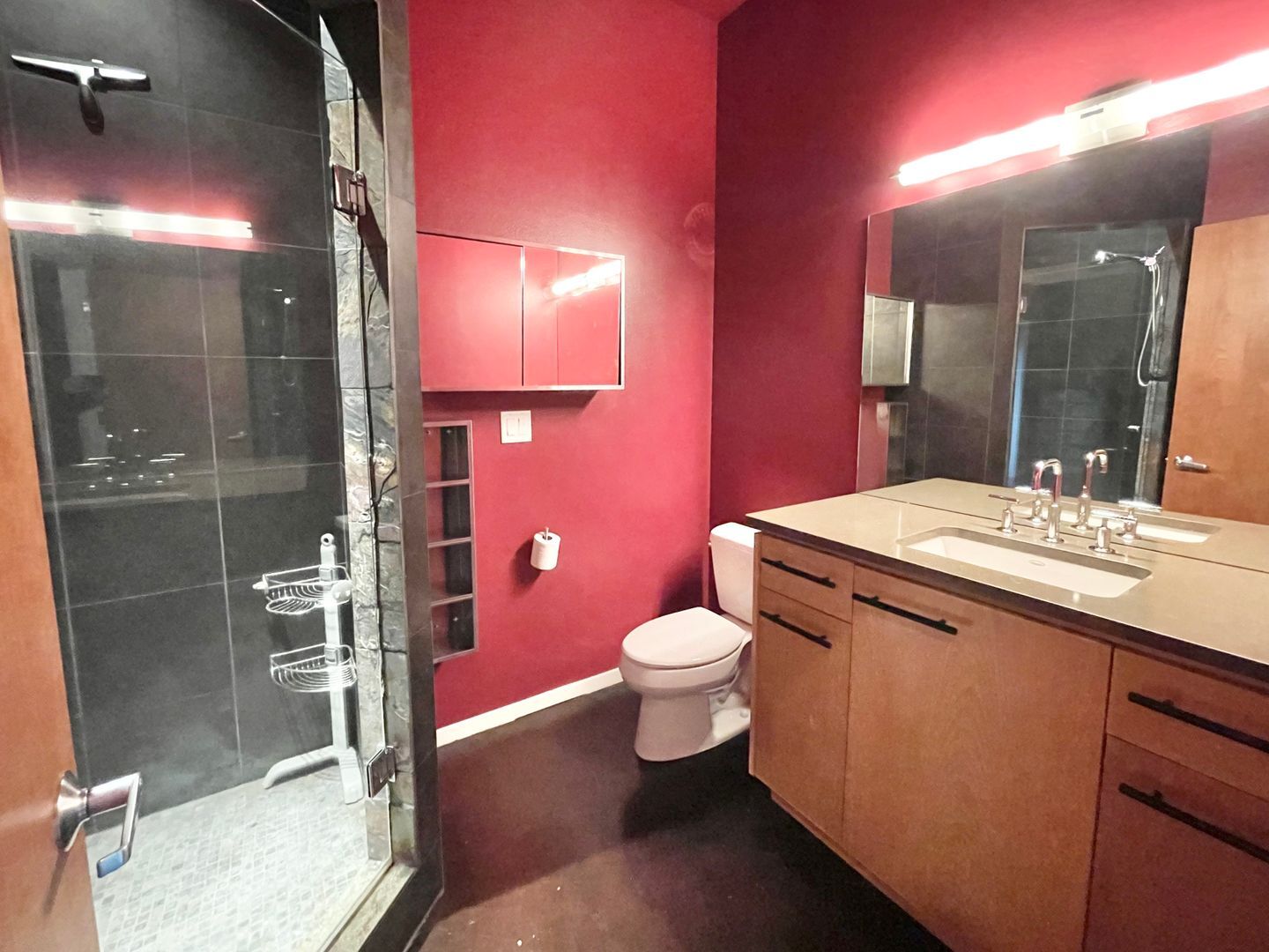 630 NW Silver Buckle Rd - Bend - Oregon - 4 bed, 3.5 bath rental property